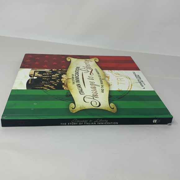 Passage to Liberty : The Story of Italian Immigration and the Rebirth of America - Picture 7 of 17